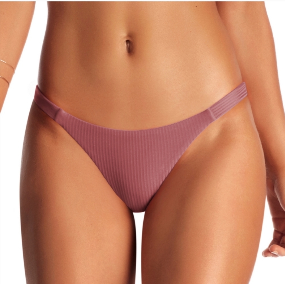 VITAMIN AROSE RIB CARMEN BOTTOM